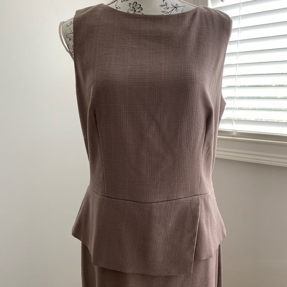 Ann Taylor peplum sheath dress - Picture 2 of 9